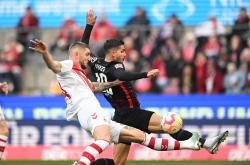 英雄联盟总决赛门票-法兰克福主场失利，排名下滑至第十二的简单介绍