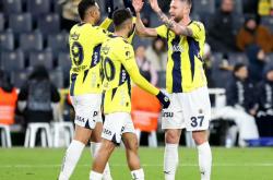 -土耳其险胜切尔西，莫德里奇惊艳四座