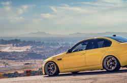 英雄联盟总决赛赛程-双线传奇，当凯尔特人战术横扫掘金，哈利伯顿用方向盘完成冠军接管