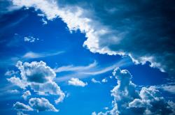 英雄联盟总决赛时间-洛杉矶快船与杰伦格林，从NBA硬地到F1赛道的翻盘艺术