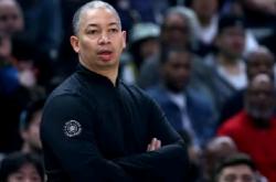 英雄联盟总决赛2025-快船队客场胜太阳队，战绩保持完美