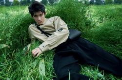 英雄联盟总决赛直播-中场风暴眼，从德国战车轰鸣到斯通斯优雅起舞，解码绿茵终极胜负手