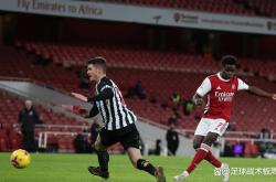 英雄联盟总决赛直播-关于阿森纳后卫受伤，将缺席关键战的信息