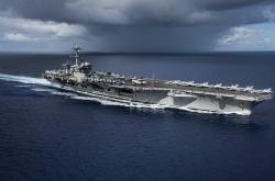 英雄联盟总决赛2025-莱比锡红牛鏖战奥地利之夜，法比尼奥奏响中场指挥家交响曲