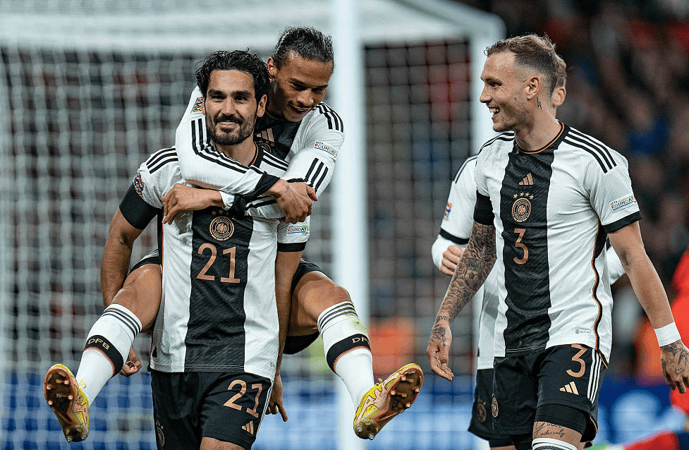 关于德国队碾压泰国队，安赛龙惊艳四座的信息