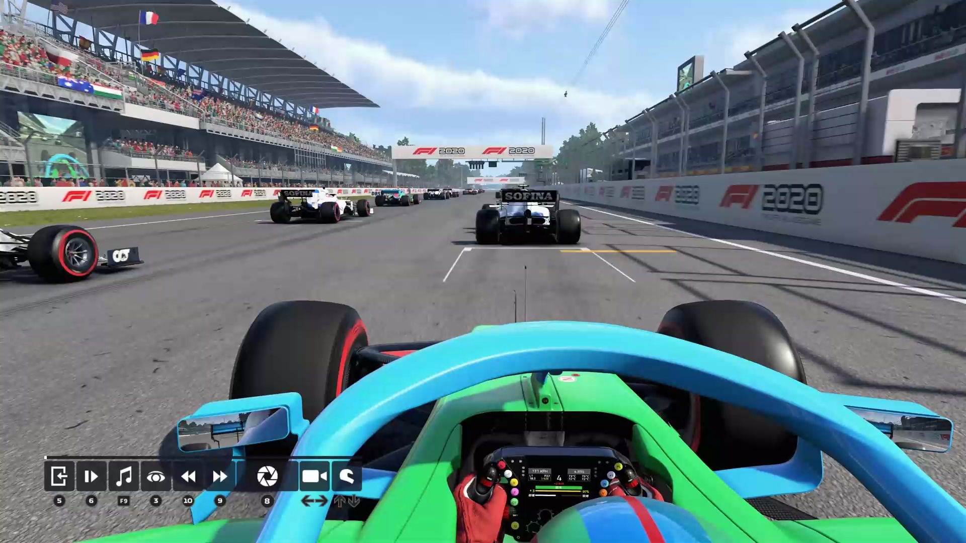 雷诺车队碾压索伯车队，诺里斯扛起全队