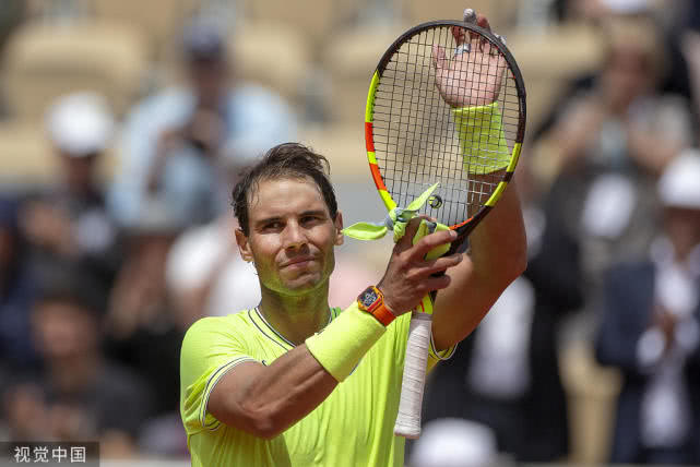 美网鏖战法网，纳达尔点燃赛场