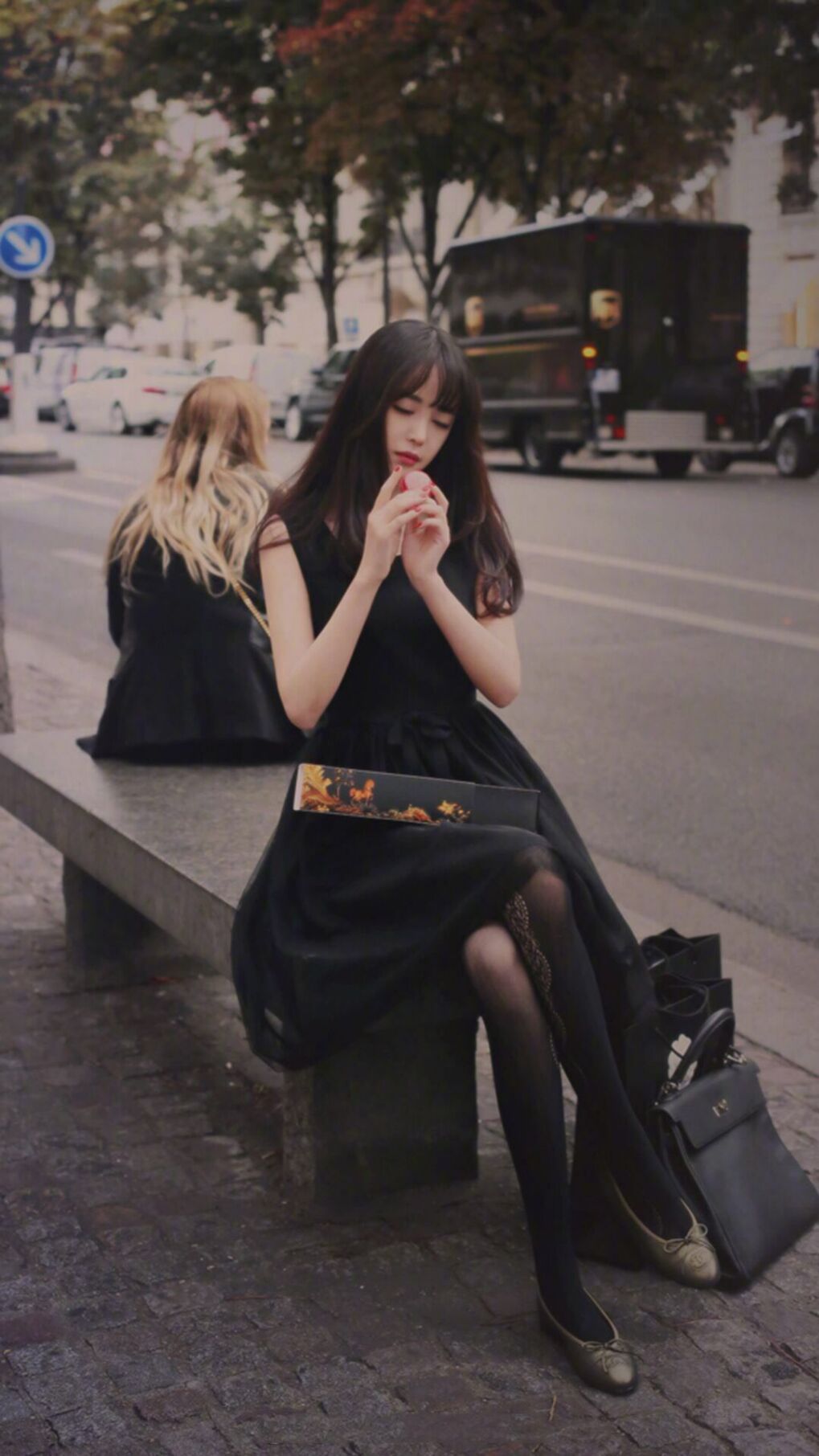 一瞬之光，德甲争冠夜，奥亚尔萨瓦尔成为永恒的胜负手